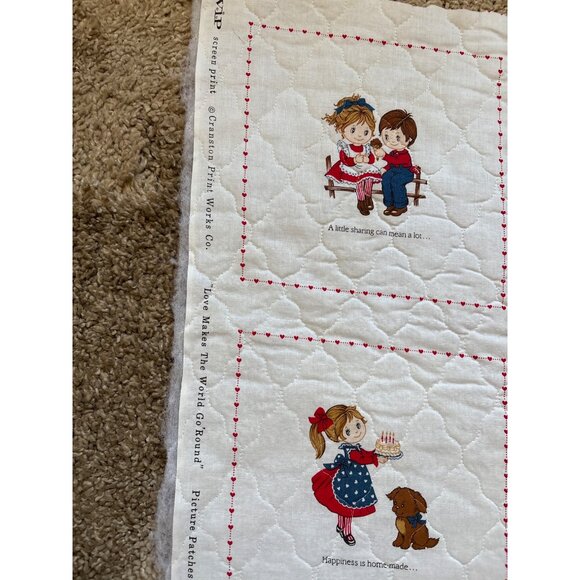 Cranston Print Works "Love Makes the World Go Round" Quilted Fabric Blocks 17" x - Picture 4 of 7